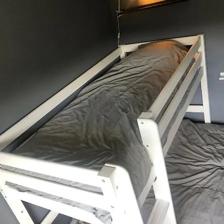Πανσιόν Room In Guest Room - The Lake Warfaaz Room *